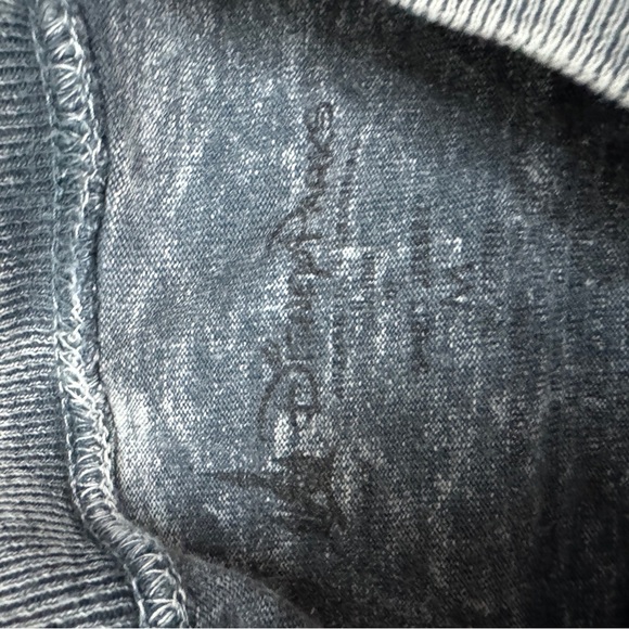 Disneyland Walt Disney Vintage Spirit Jersey Size Medium - Picture 9 of 9